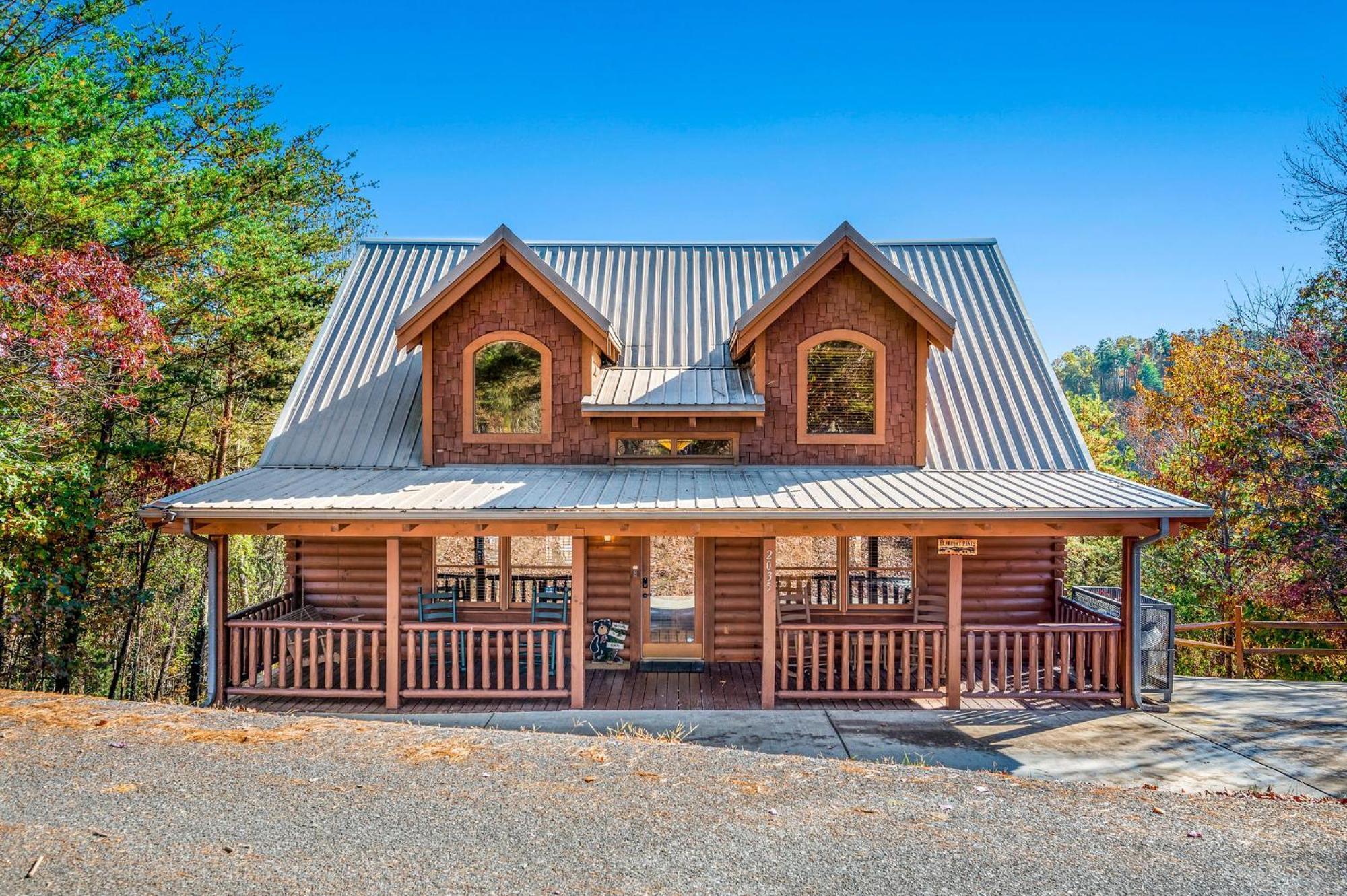 Bearfoot Pines - True Log Cabin - Wi-Fi, Hot Tub, Fishing, Deck With Views! - Mins To Pf Сивиървил Екстериор снимка