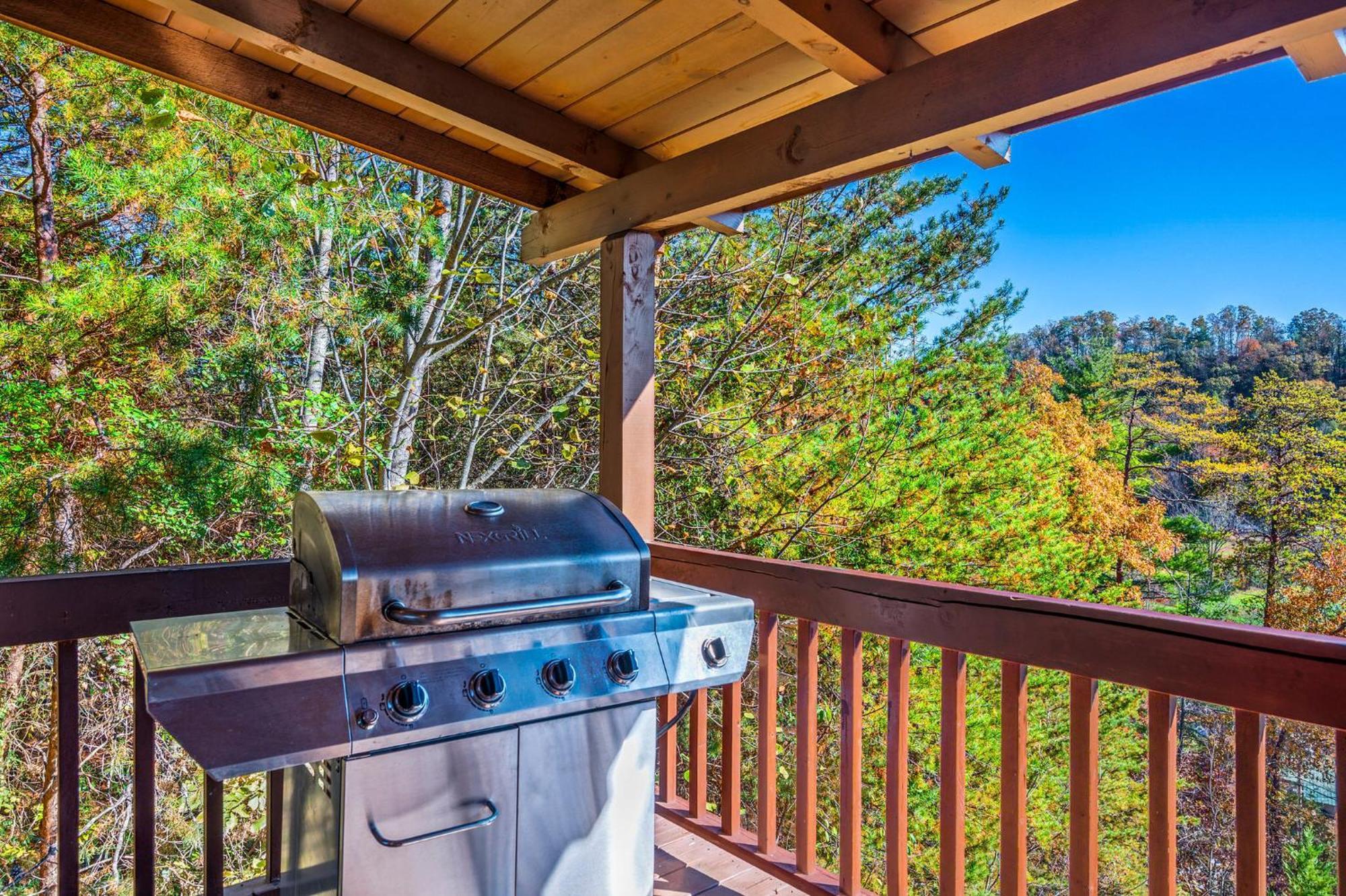 Bearfoot Pines - True Log Cabin - Wi-Fi, Hot Tub, Fishing, Deck With Views! - Mins To Pf Сивиървил Екстериор снимка