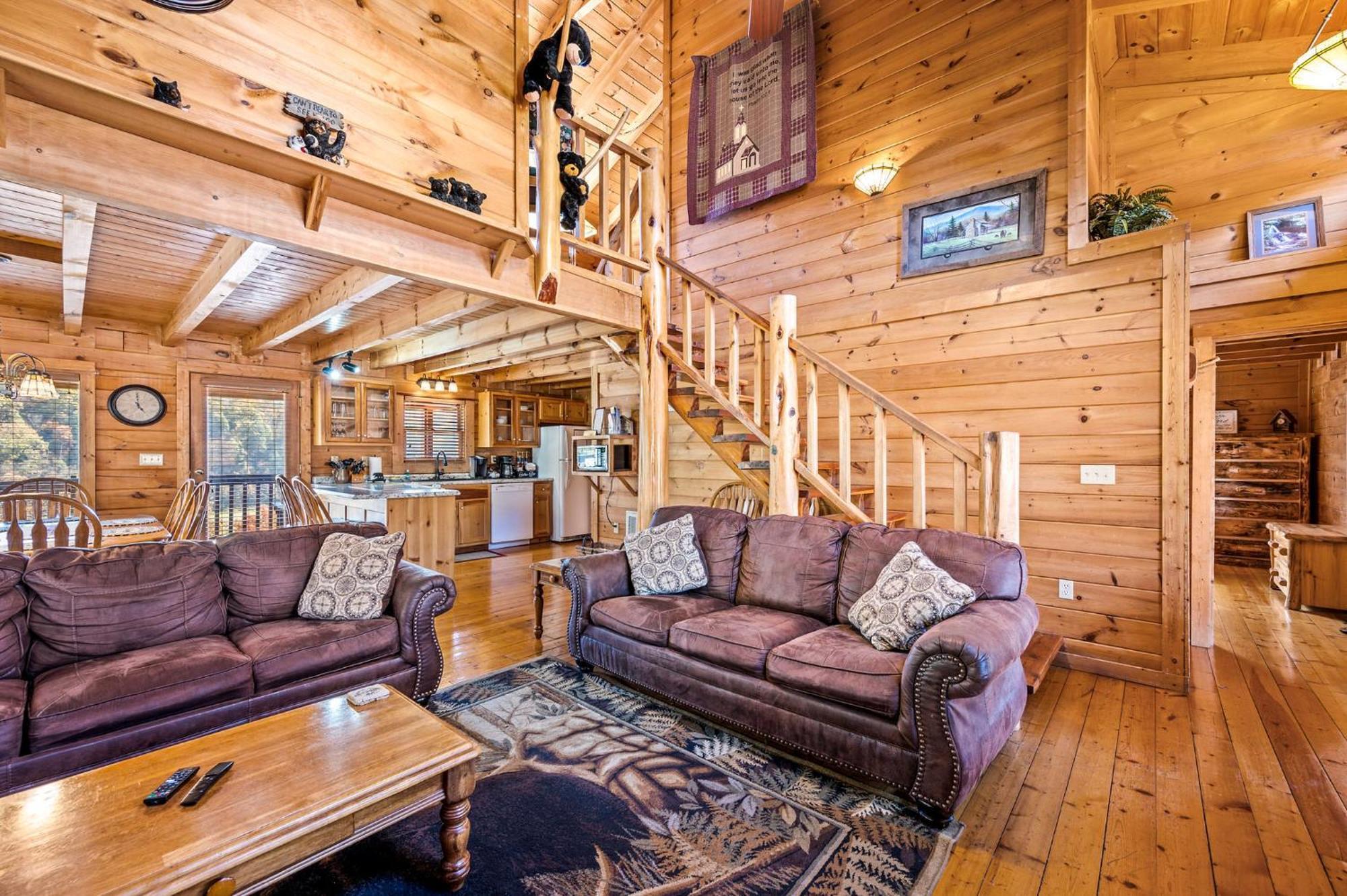 Bearfoot Pines - True Log Cabin - Wi-Fi, Hot Tub, Fishing, Deck With Views! - Mins To Pf Сивиървил Екстериор снимка