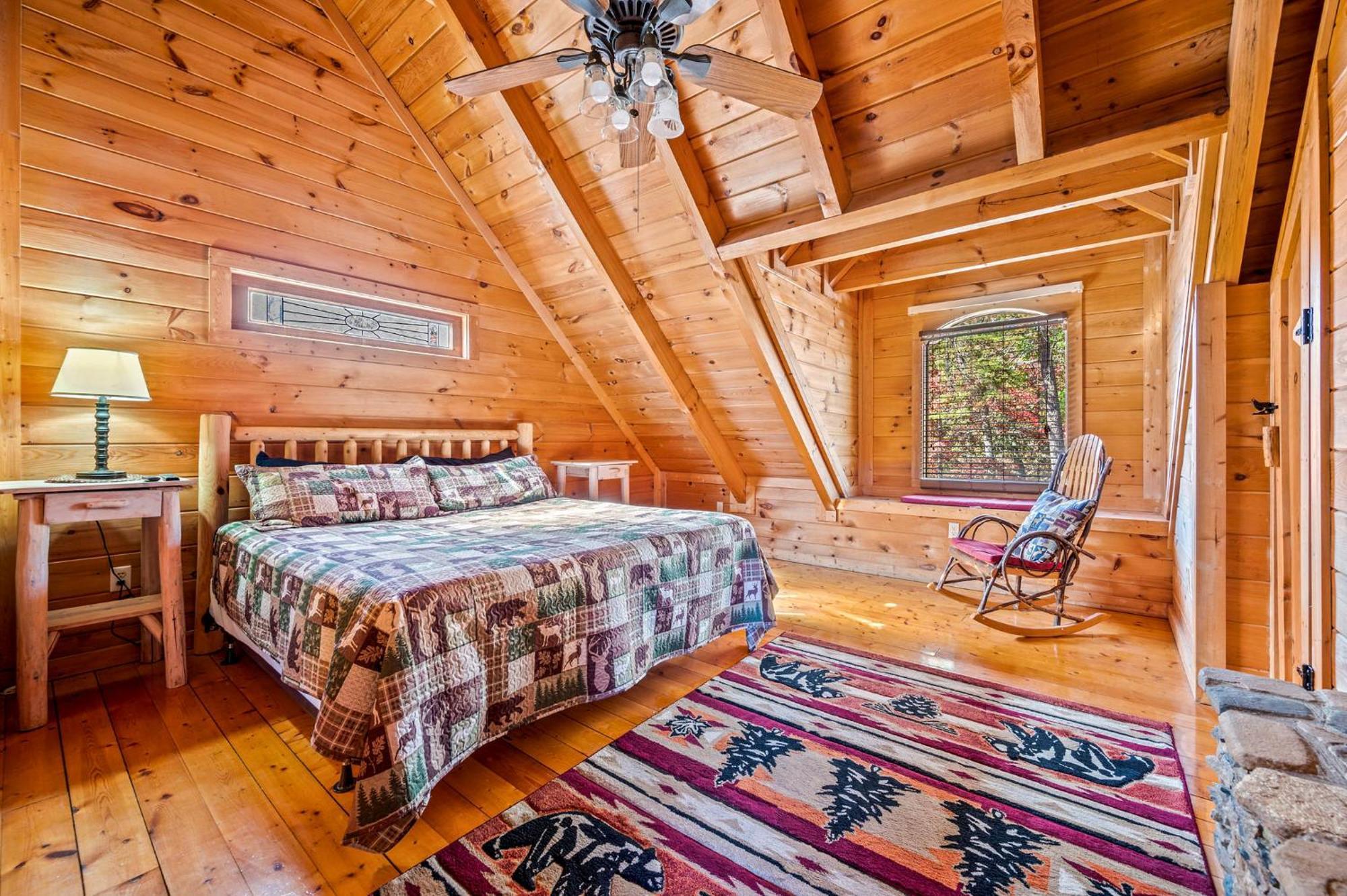 Bearfoot Pines - True Log Cabin - Wi-Fi, Hot Tub, Fishing, Deck With Views! - Mins To Pf Сивиървил Екстериор снимка